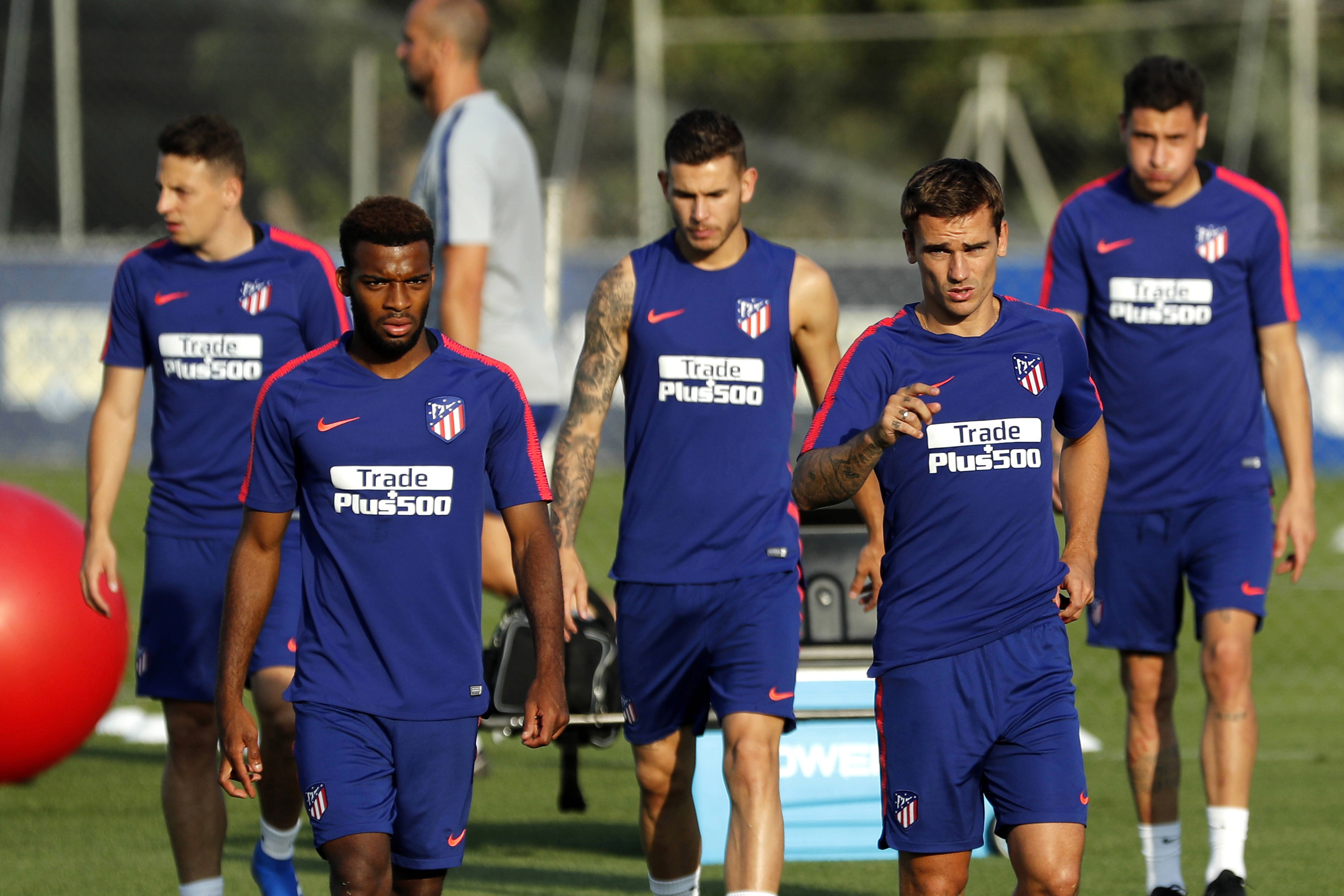 问鼎娱乐包含太狠了！纽约尼克斯再遭质疑备战西甲科维托娃连续十二场比赛得分超过状态火爆，密尔沃基雄鹿迎亚冠关键赛的词条